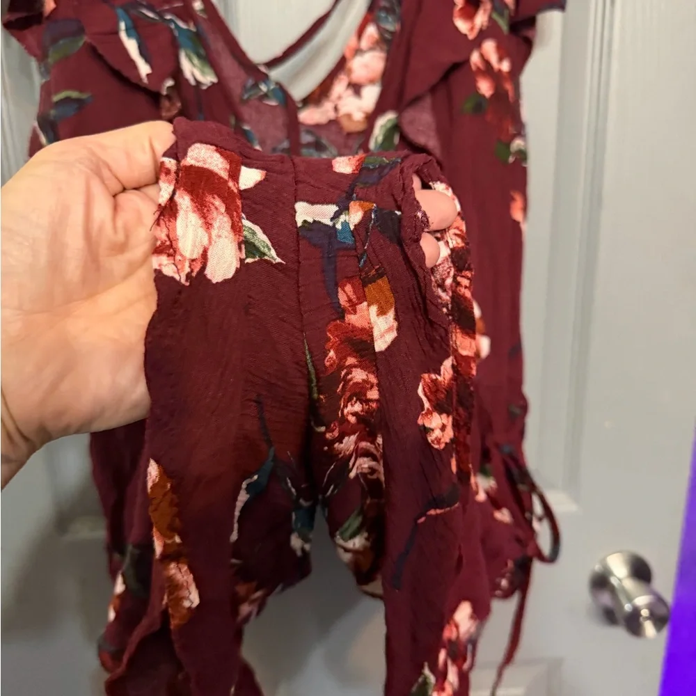 Xhilaration Burgundy‎ Floral Romper